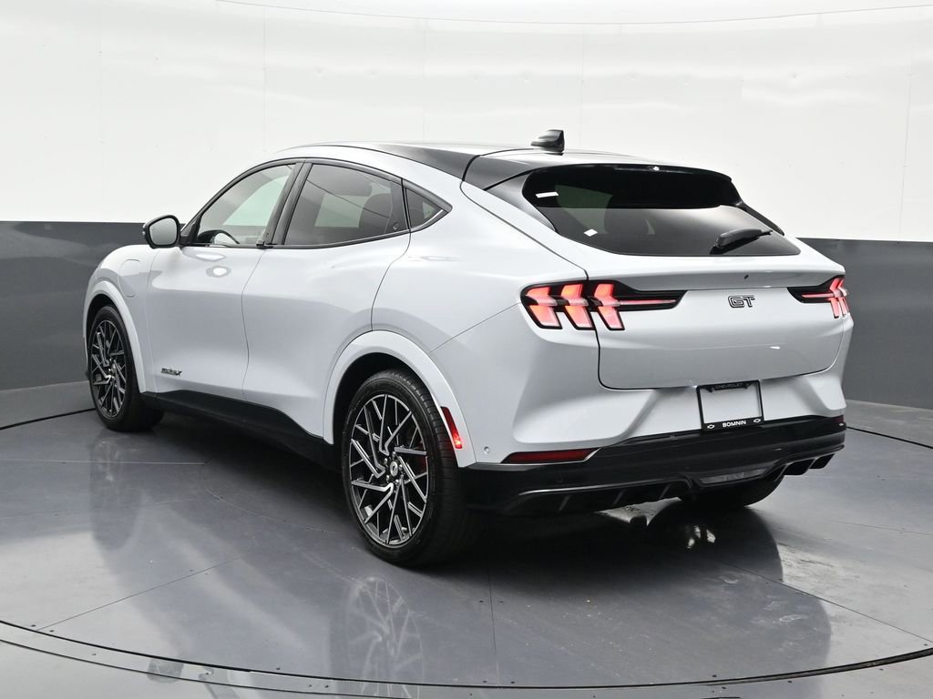 Used 2022 Ford Mustang Mach-E GT w/ GT Performance Edition AWD/4WD image 3