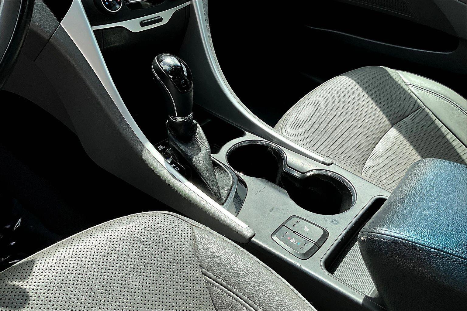 Used 2014 Hyundai Sonata Limited image 18