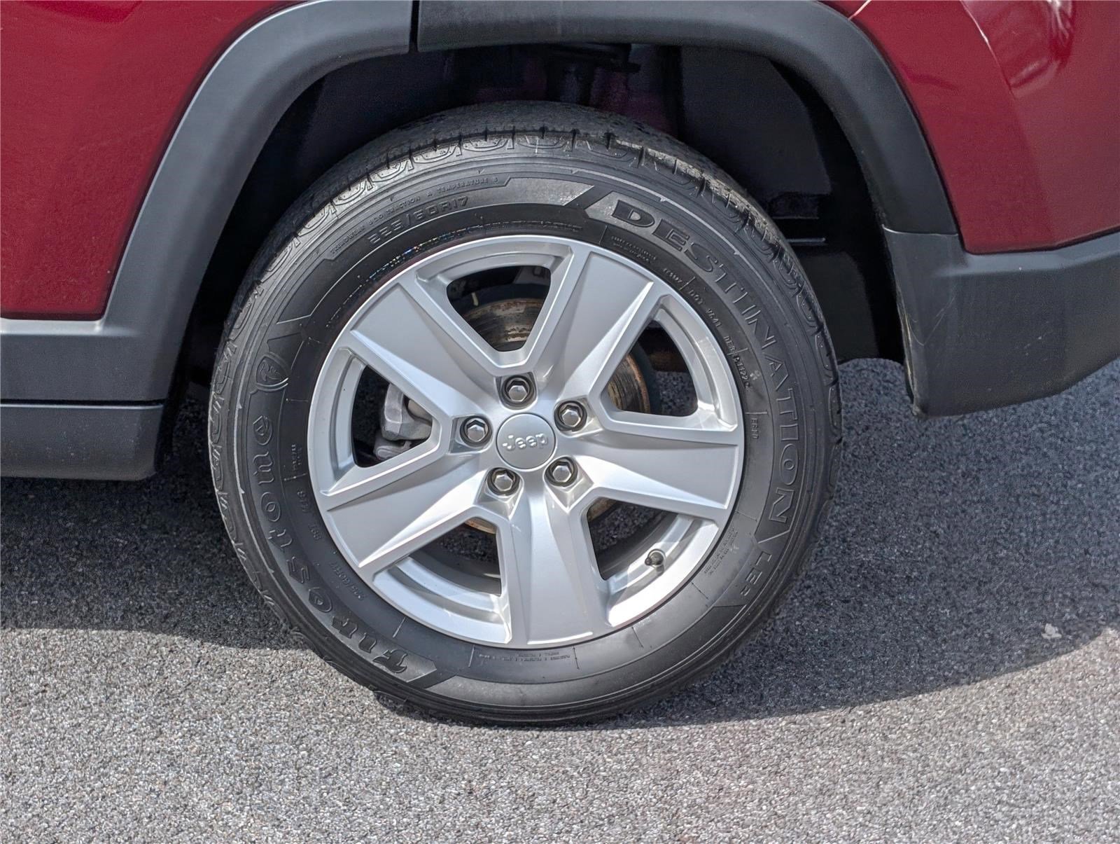 Used 2022 Jeep Compass Latitude image 9