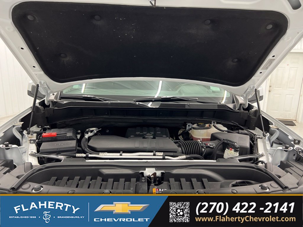 Used 2024 Chevrolet Silverado 1500 LT AWD/4WD image 16