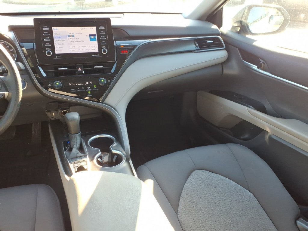 Used 2023 Toyota Camry LE FWD image 12