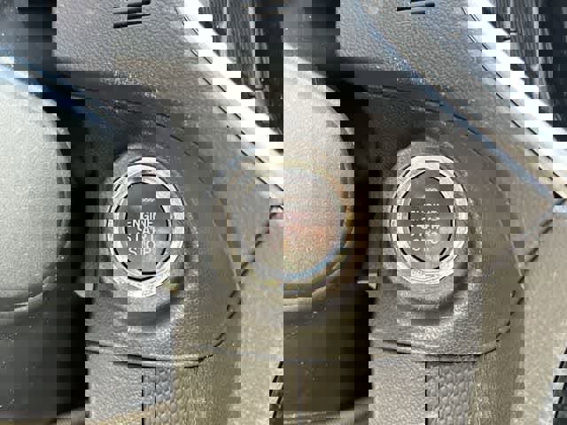 Used 2020 Subaru Forester Premium image 11