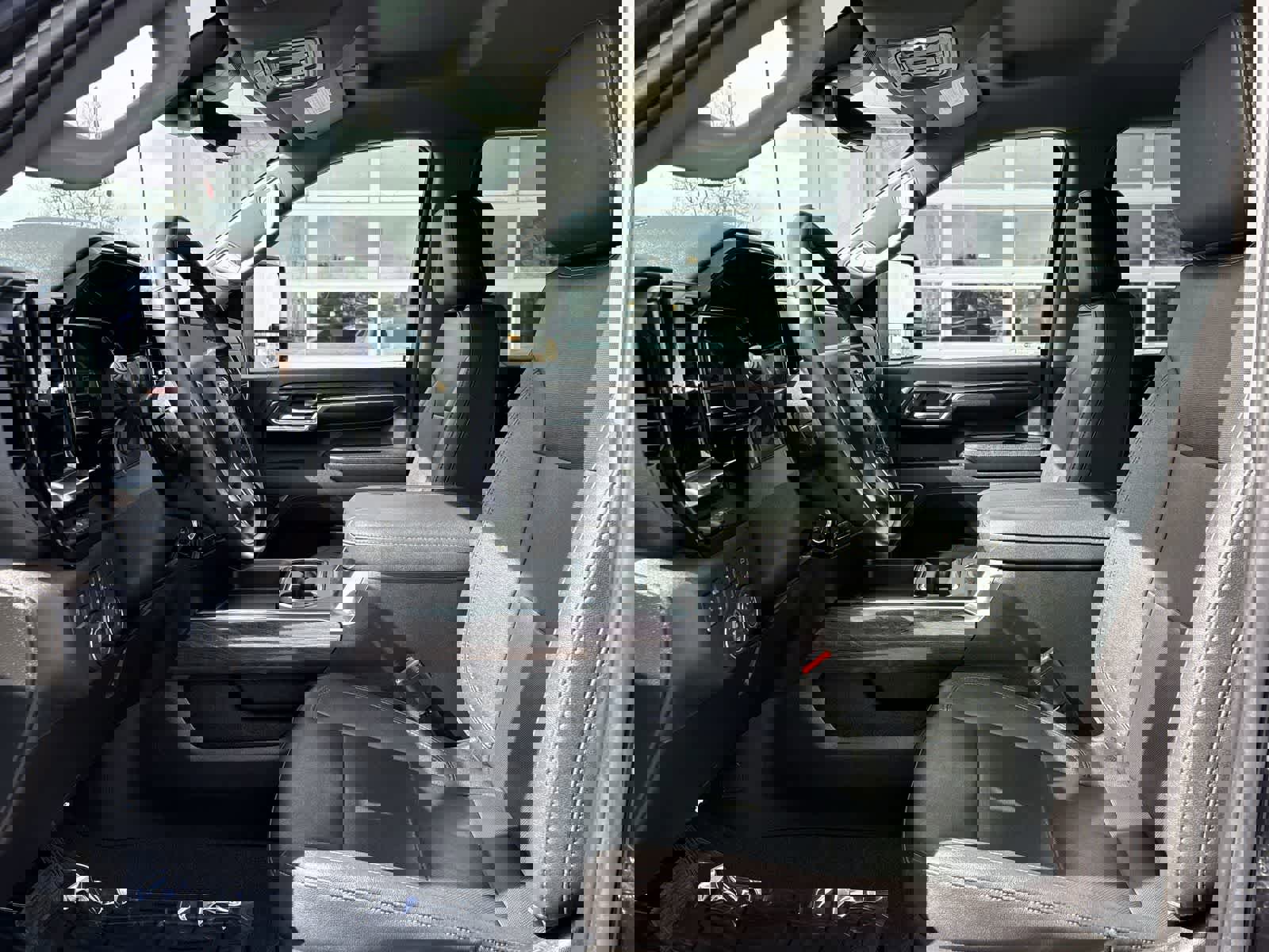 Used 2024 Chevrolet Silverado 3500 LTZ w/ LTZ Convenience Package image 11