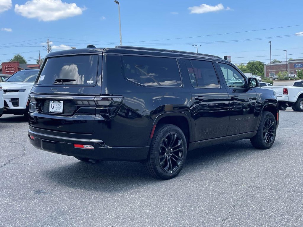 New 2026 Jeep Grand Wagoneer L Summit AWD/4WD image 8