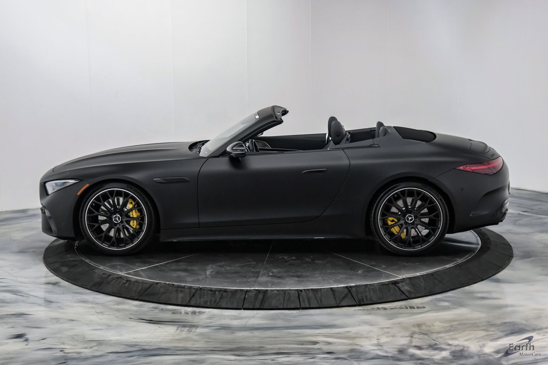Used 2022 Mercedes-Benz SL 55 AMG 4MATIC image 9