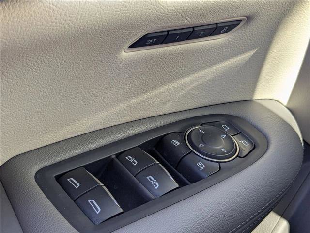 Used 2024 Cadillac XT5 Premium Luxury w/ Technology Package image 15