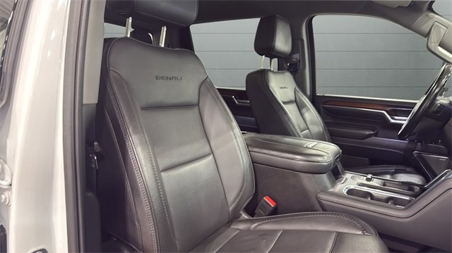 Used 2024 GMC Sierra 3500 Denali image 33