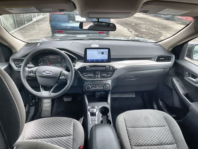 Used 2020 Ford Escape SE image 19