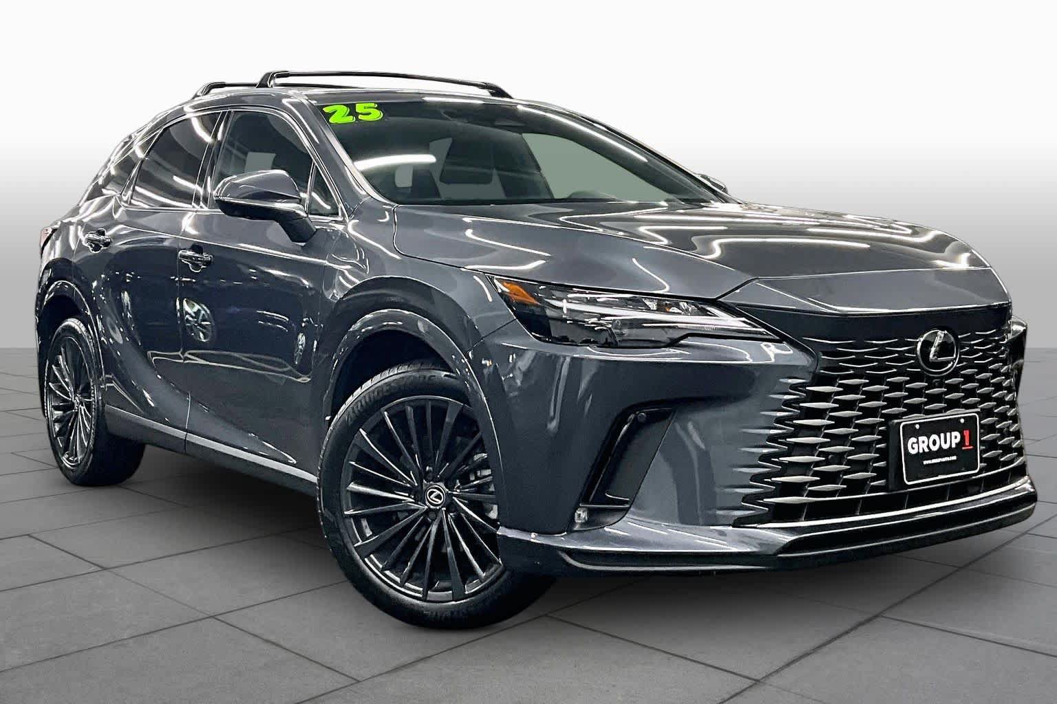 Used 2025 Lexus RX 350h AWD/4WD image 3