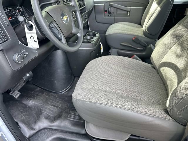 New 2026 Chevrolet Express 2500 w/ Driver Convenience Package RWD image 27