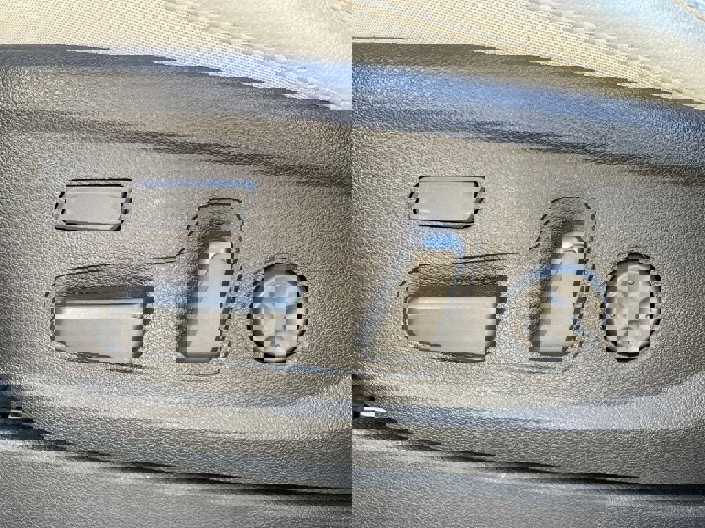 Used 2024 Kia Telluride SX image 13