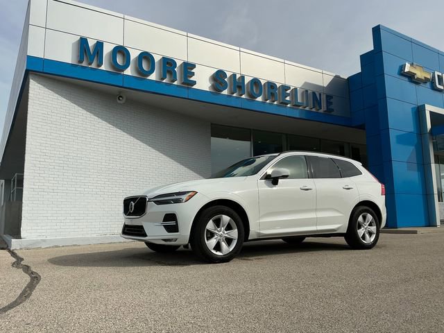 Used 2022 Volvo XC60 B5 Momentum AWD/4WD image 1