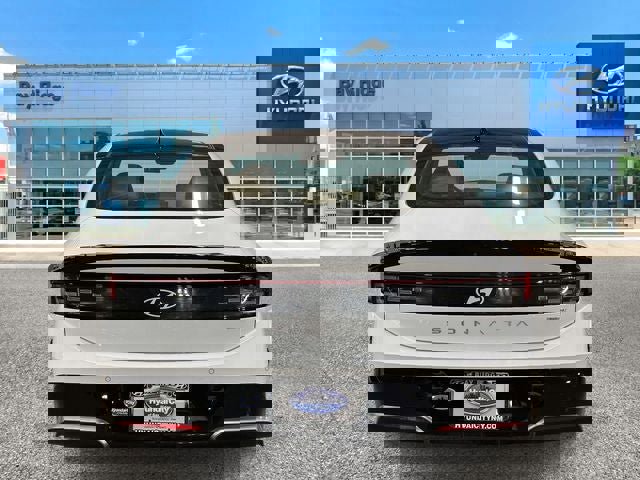 Used 2024 Hyundai Sonata Limited FWD image 5