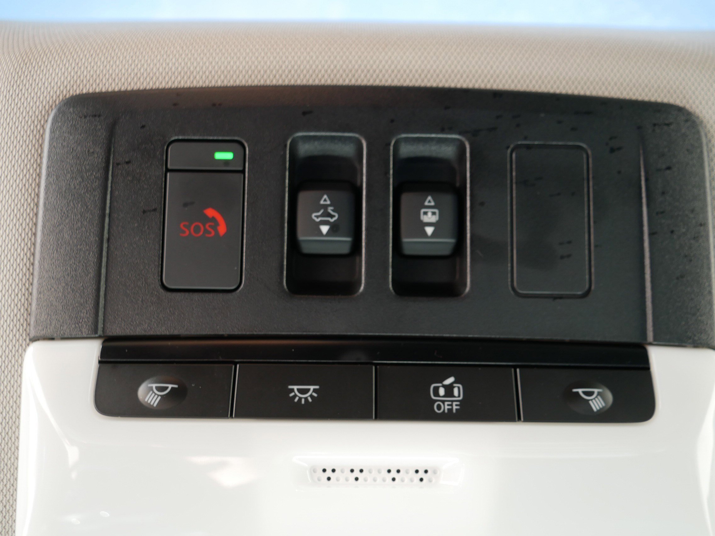 Certified 2023 Nissan Rogue SV w/ SV Premium B Package AWD/4WD image 34
