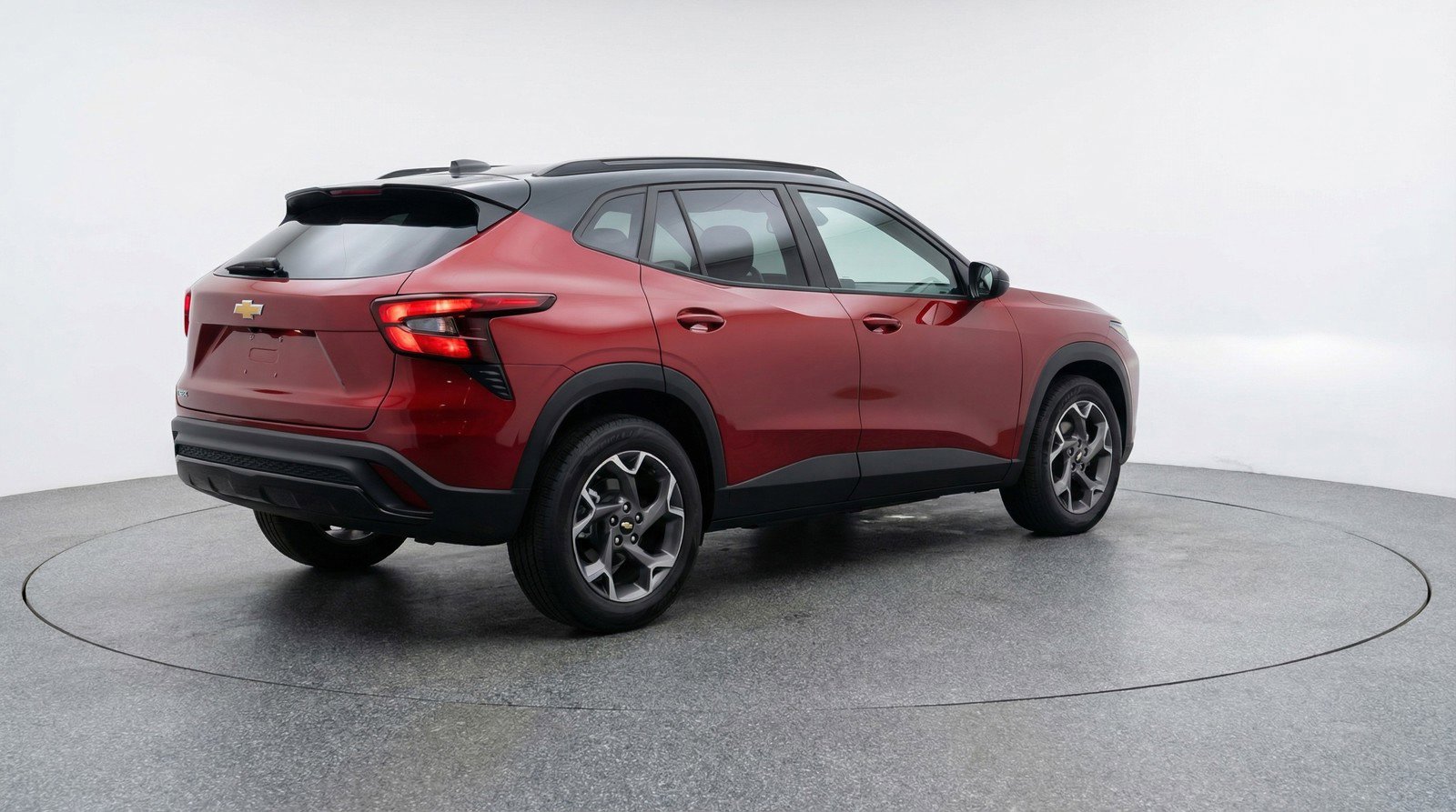 Used 2025 Chevrolet Trax LT image 9