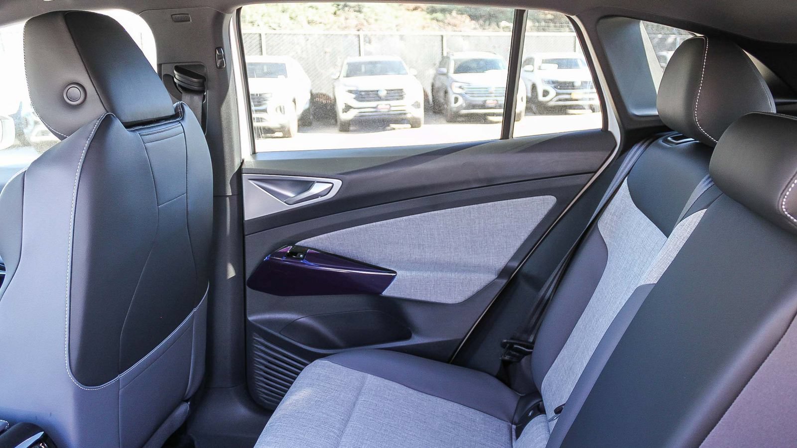 New 2026 Volkswagen ID.4 Pro RWD image 21
