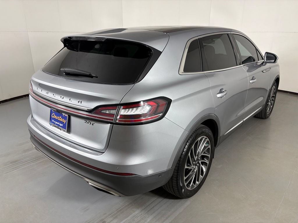 Used 2020 Lincoln Nautilus Reserve FWD image 8