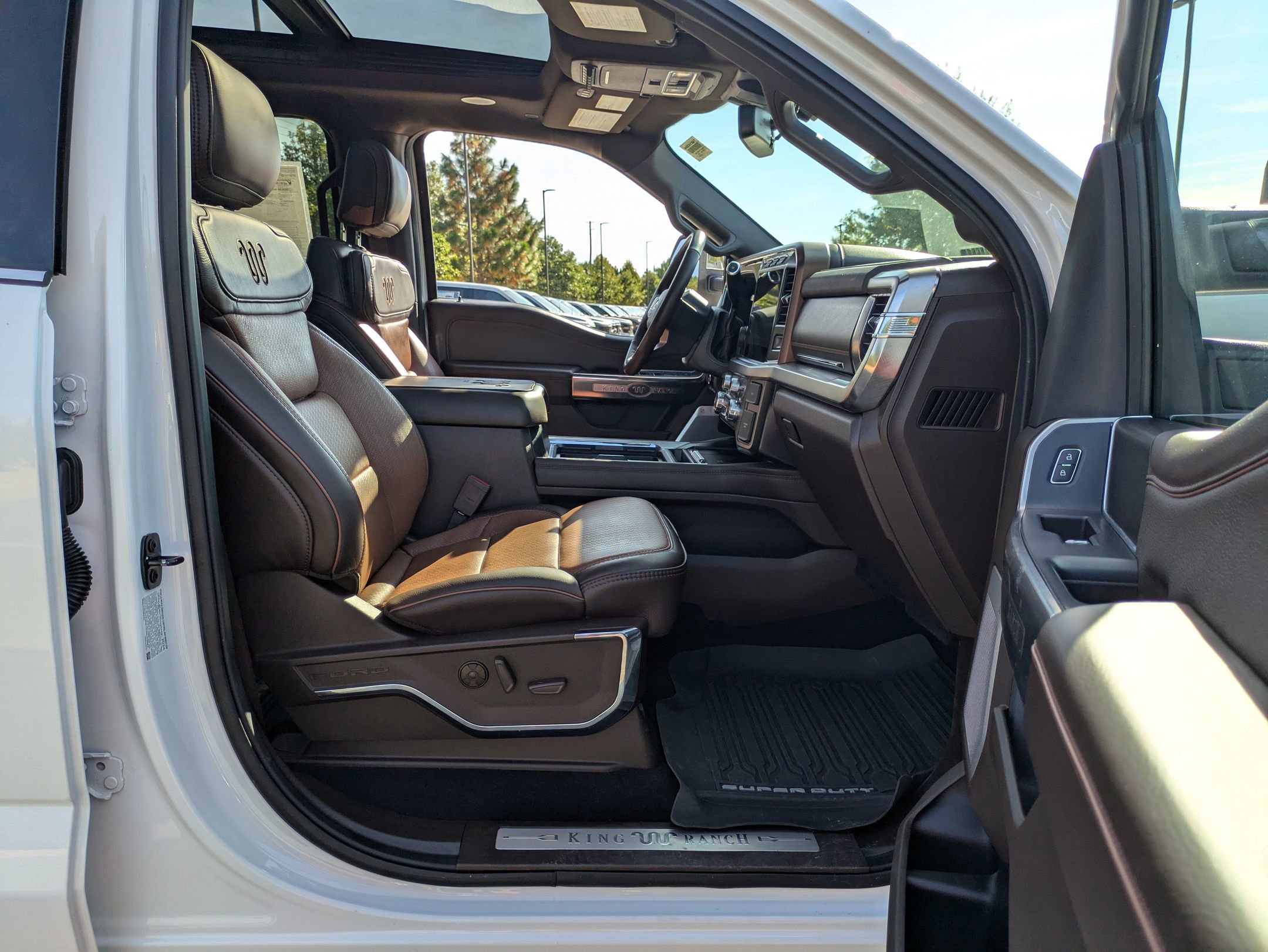 Certified 2024 Ford F450 King Ranch w/ Chrome Package image 45