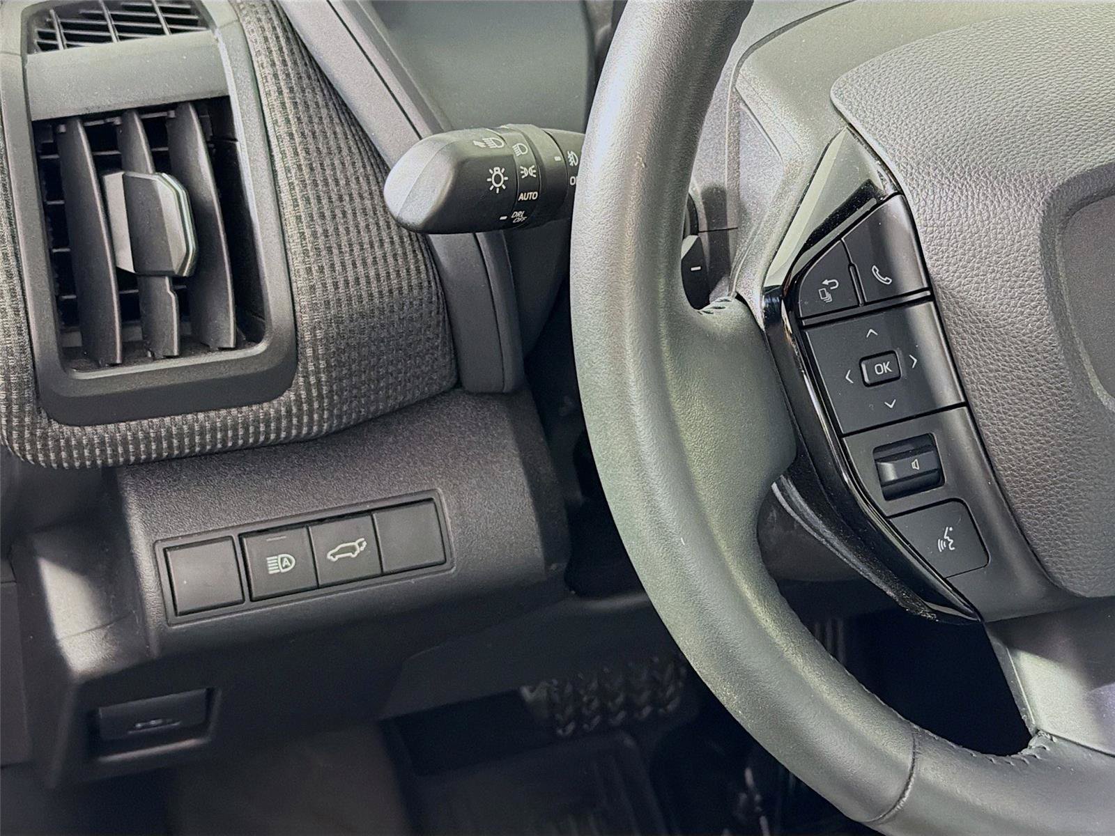 Used 2023 Subaru Solterra AWD image 17