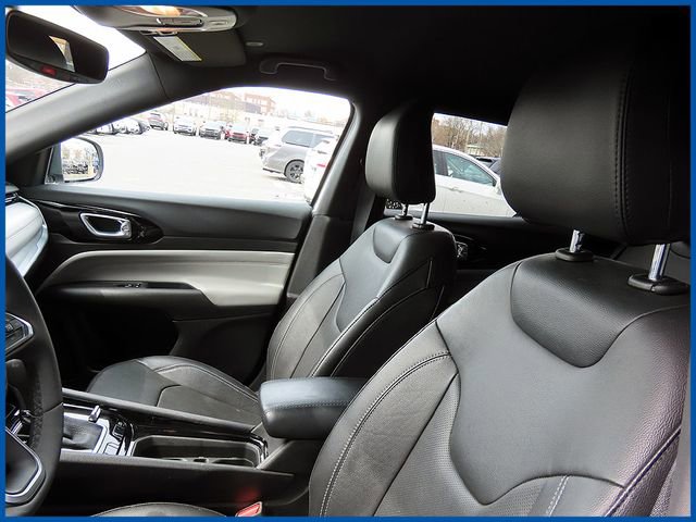 Certified 2025 Jeep Compass Limited w/ Elite Group image 13