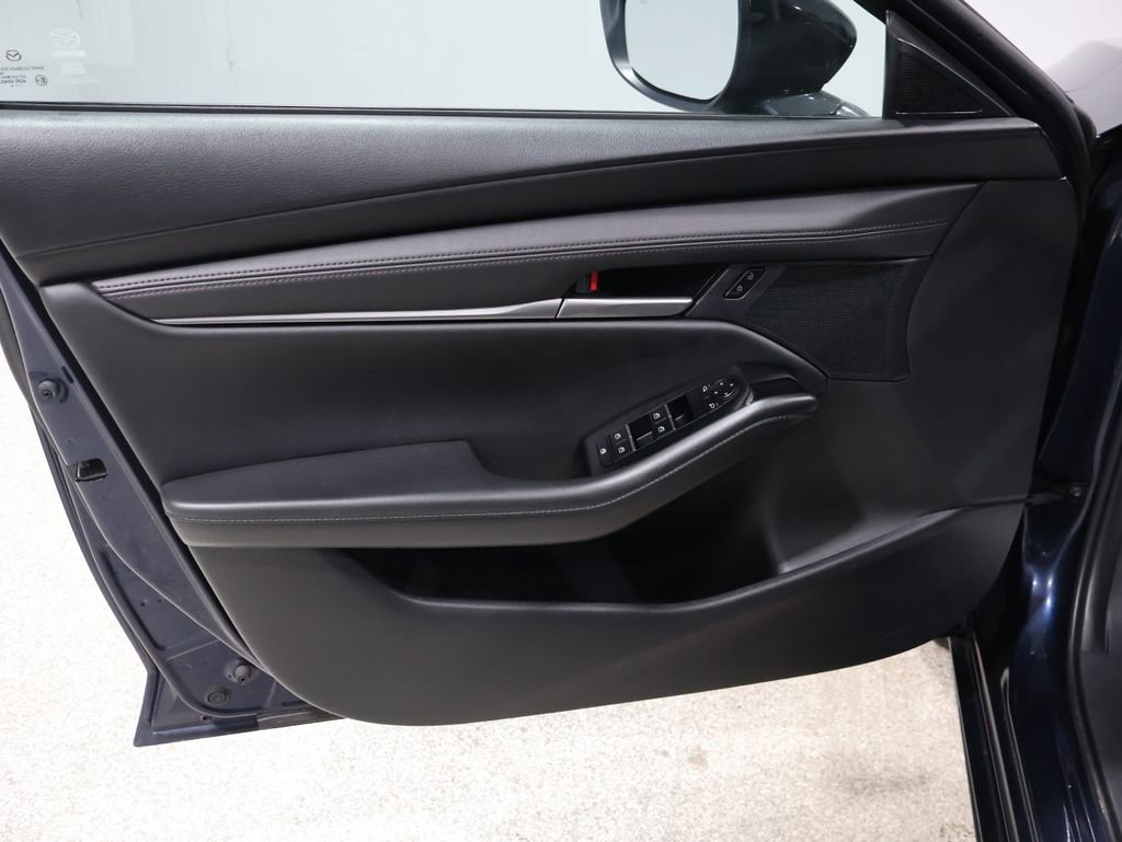 Used 2024 MAZDA MAZDA3 s image 12