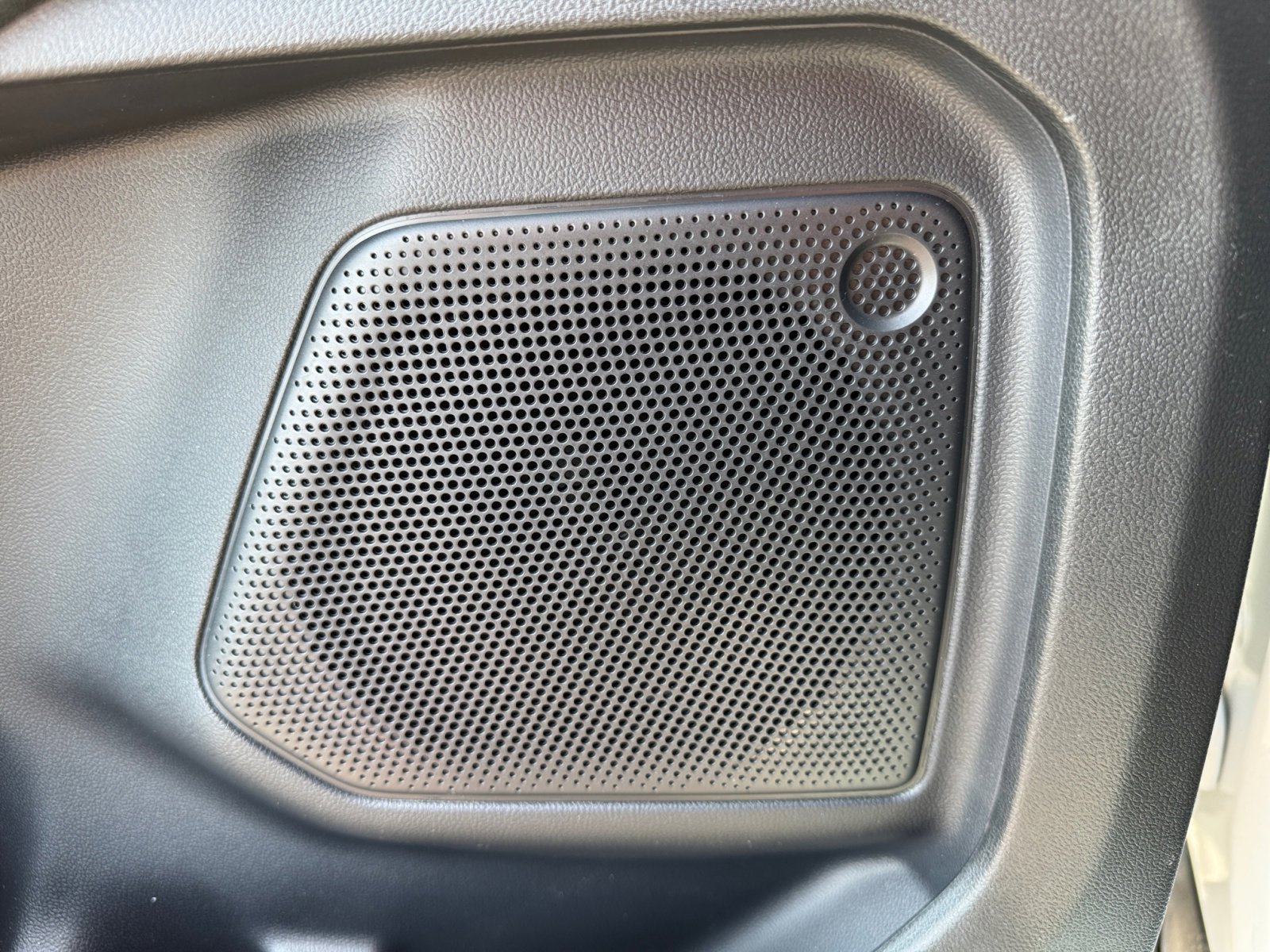 New 2025 Ford Escape SE image 21
