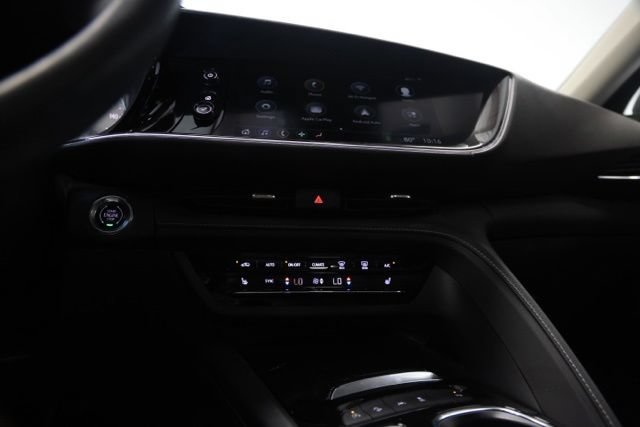 Used 2023 Buick Envision Essence w/ Sport Touring Package AWD/4WD image 24
