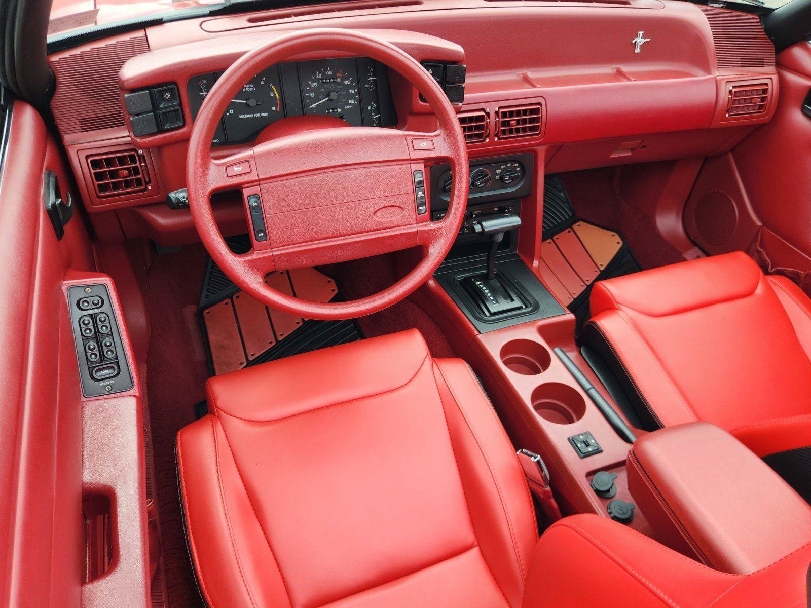 Used 1992 Ford Mustang LX RWD image 14