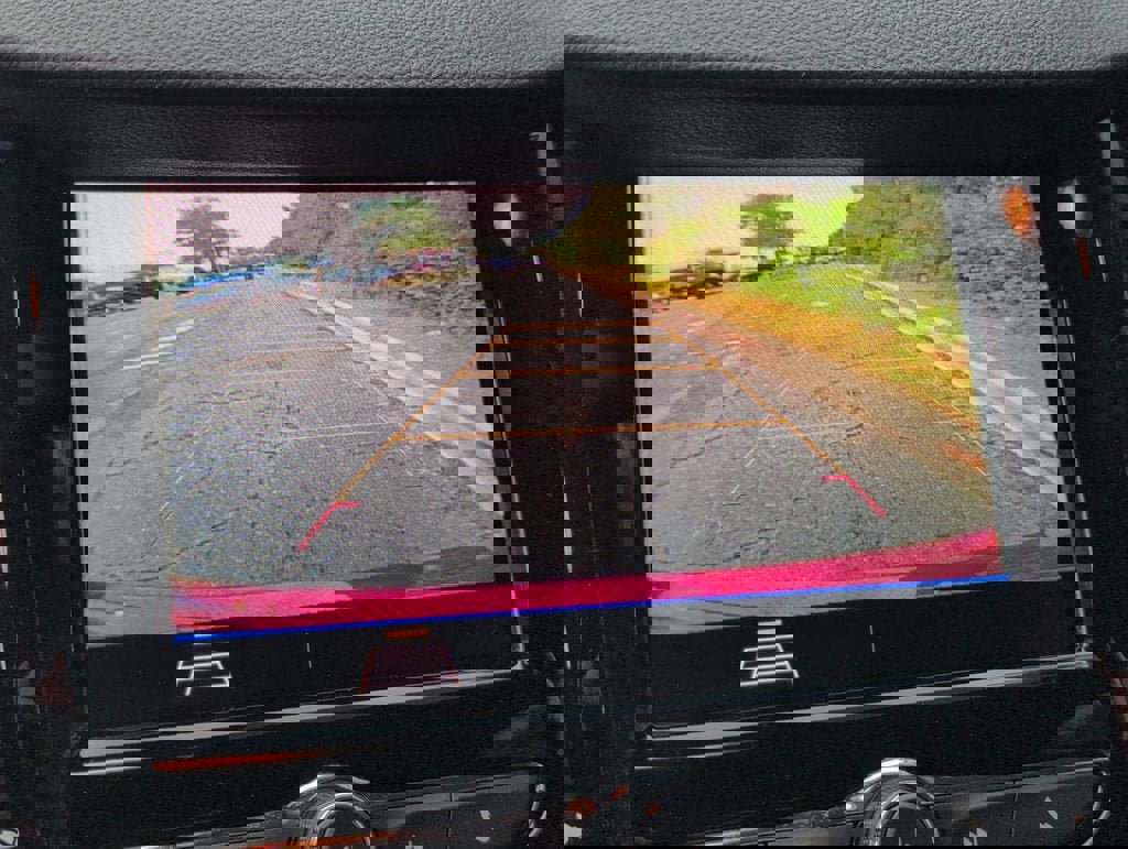 Certified 2022 Chevrolet Trax LT w/ Sport Edition image 19