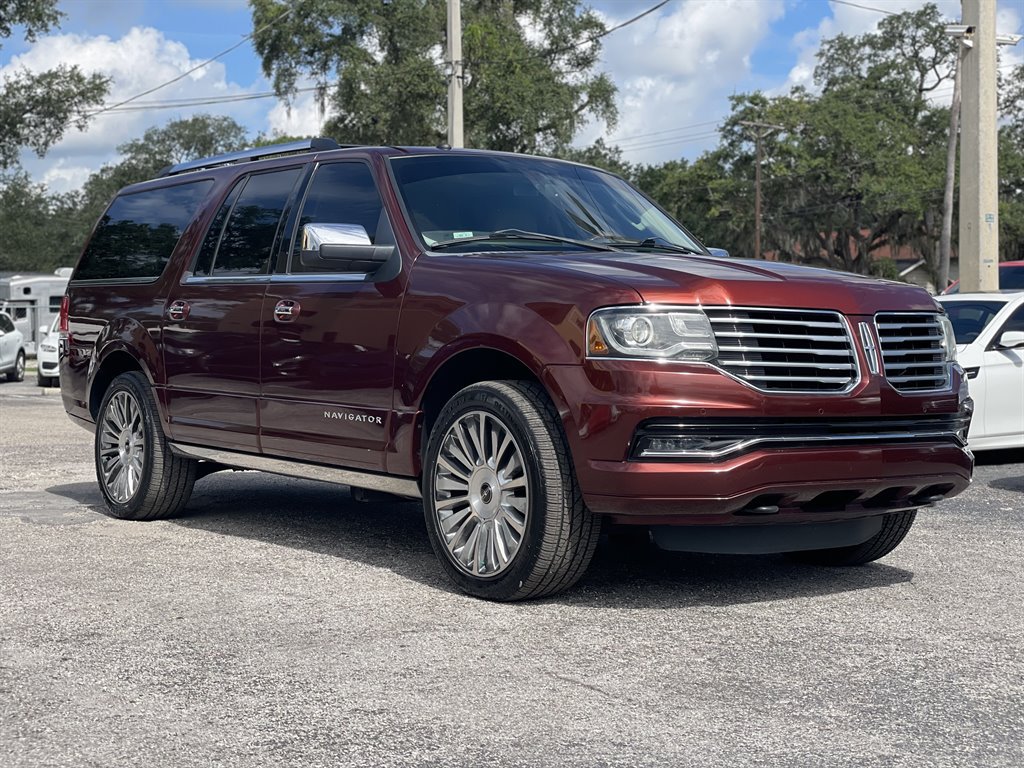 Used 2016 Lincoln Navigator L Reserve AWD/4WD image 20