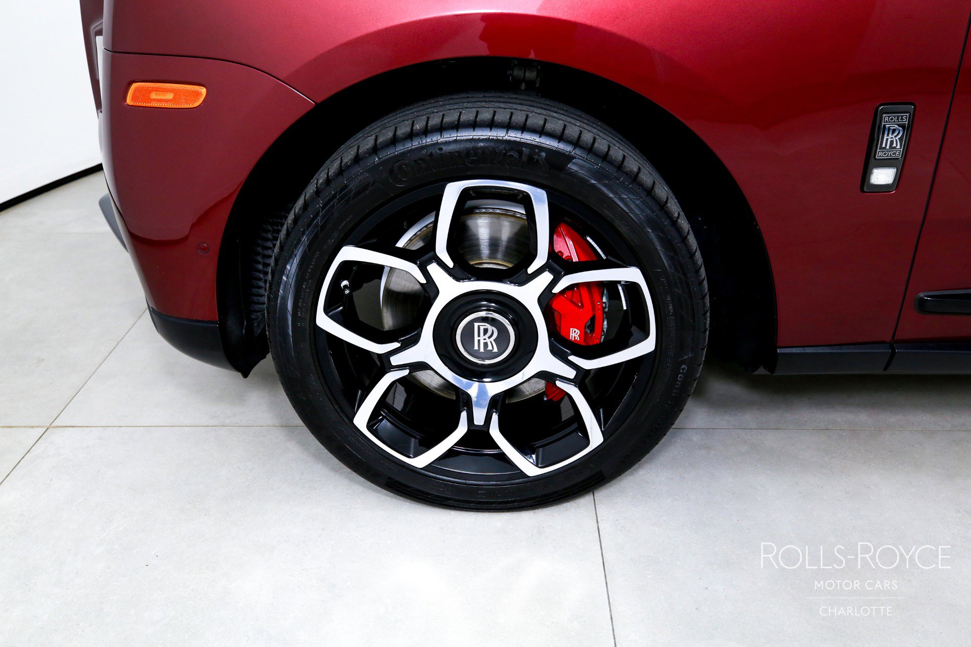 Used 2022 Rolls-Royce Cullinan Black Badge image 42