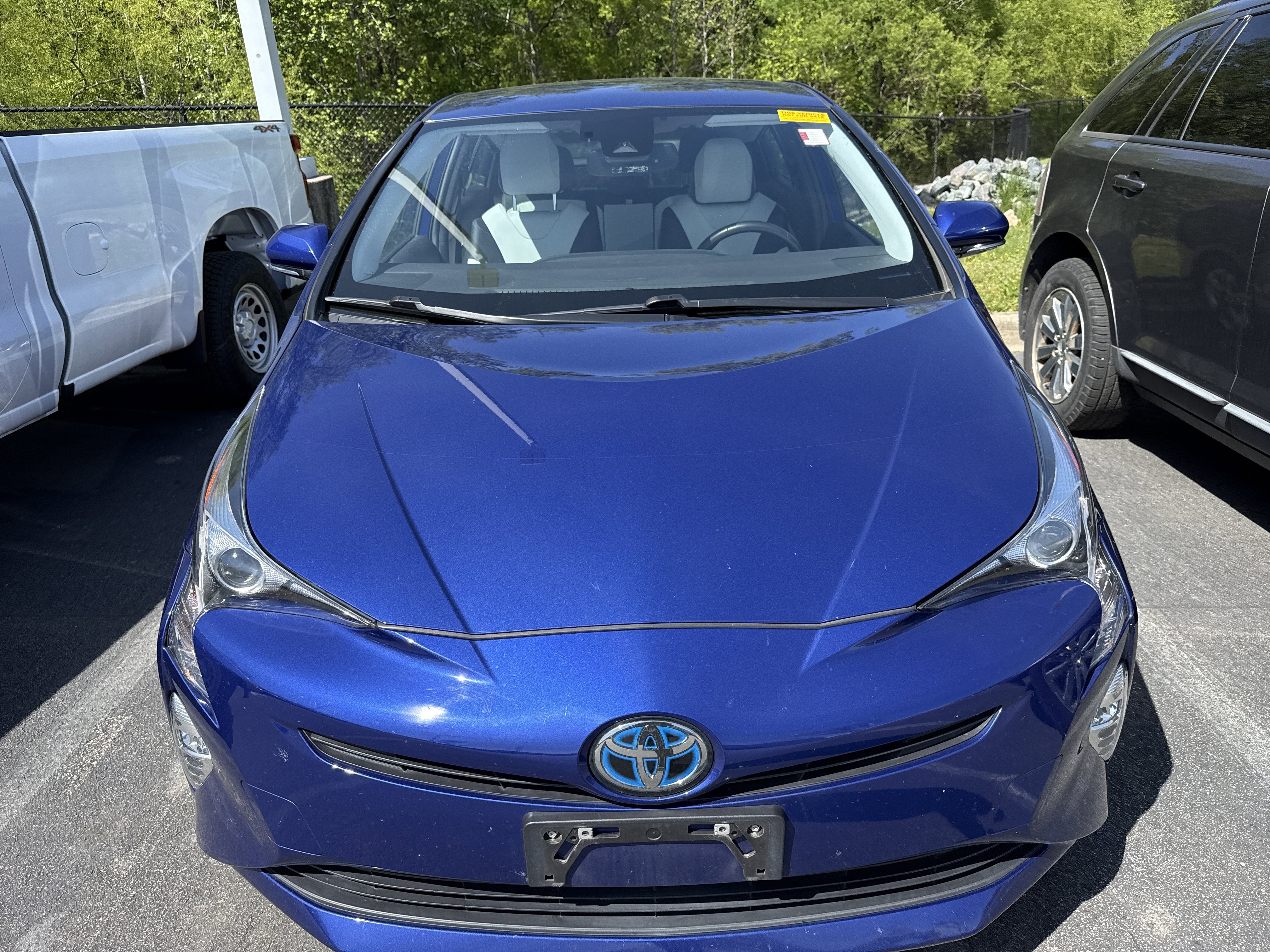 Used 2016 Toyota Prius Four Touring image 3