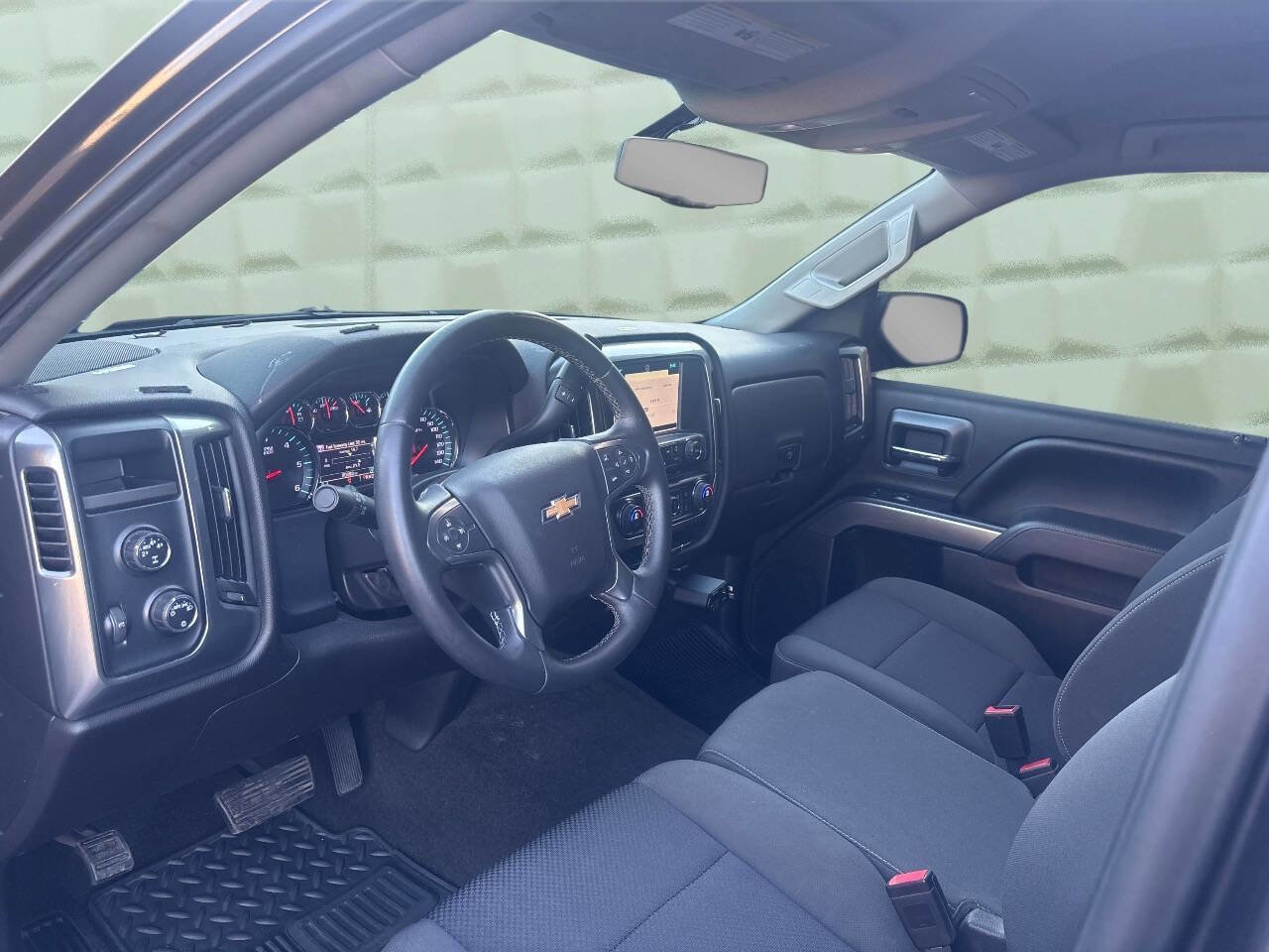 Used 2015 Chevrolet Silverado 1500 LT image 11