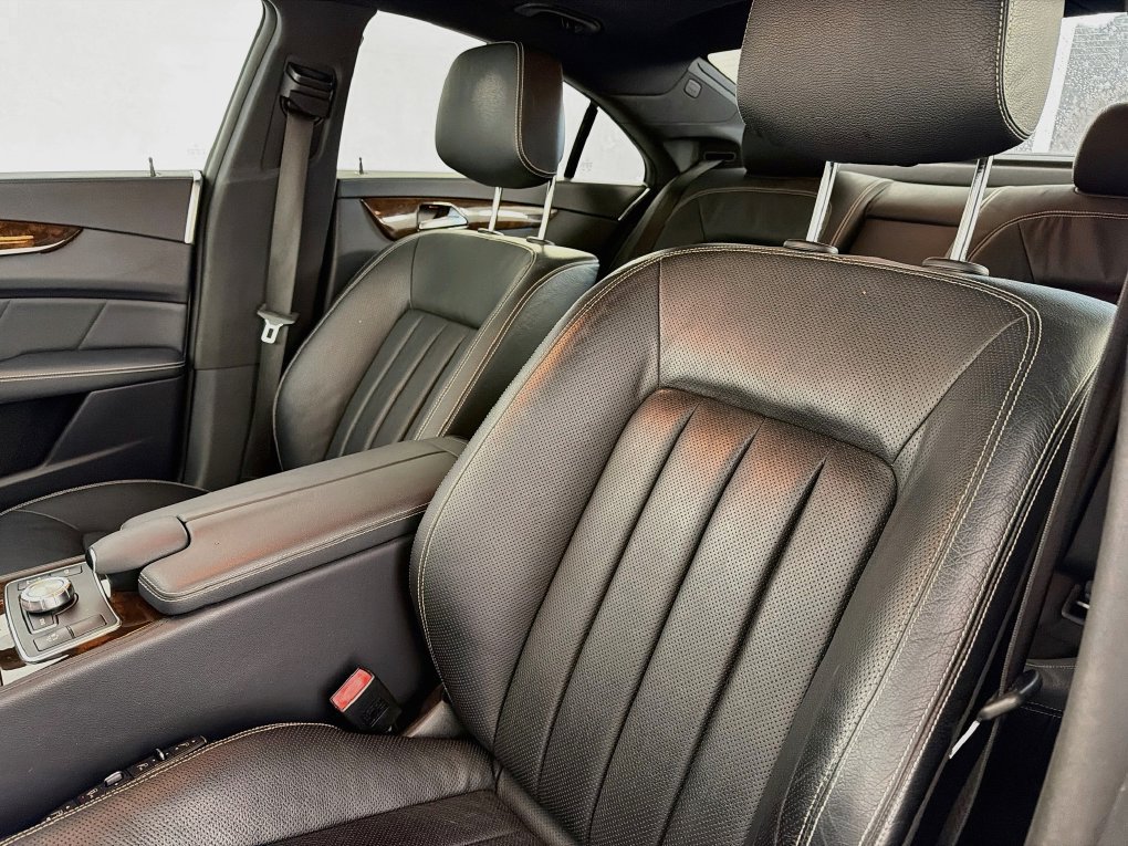Used 2013 Mercedes-Benz CLS 550 image 32
