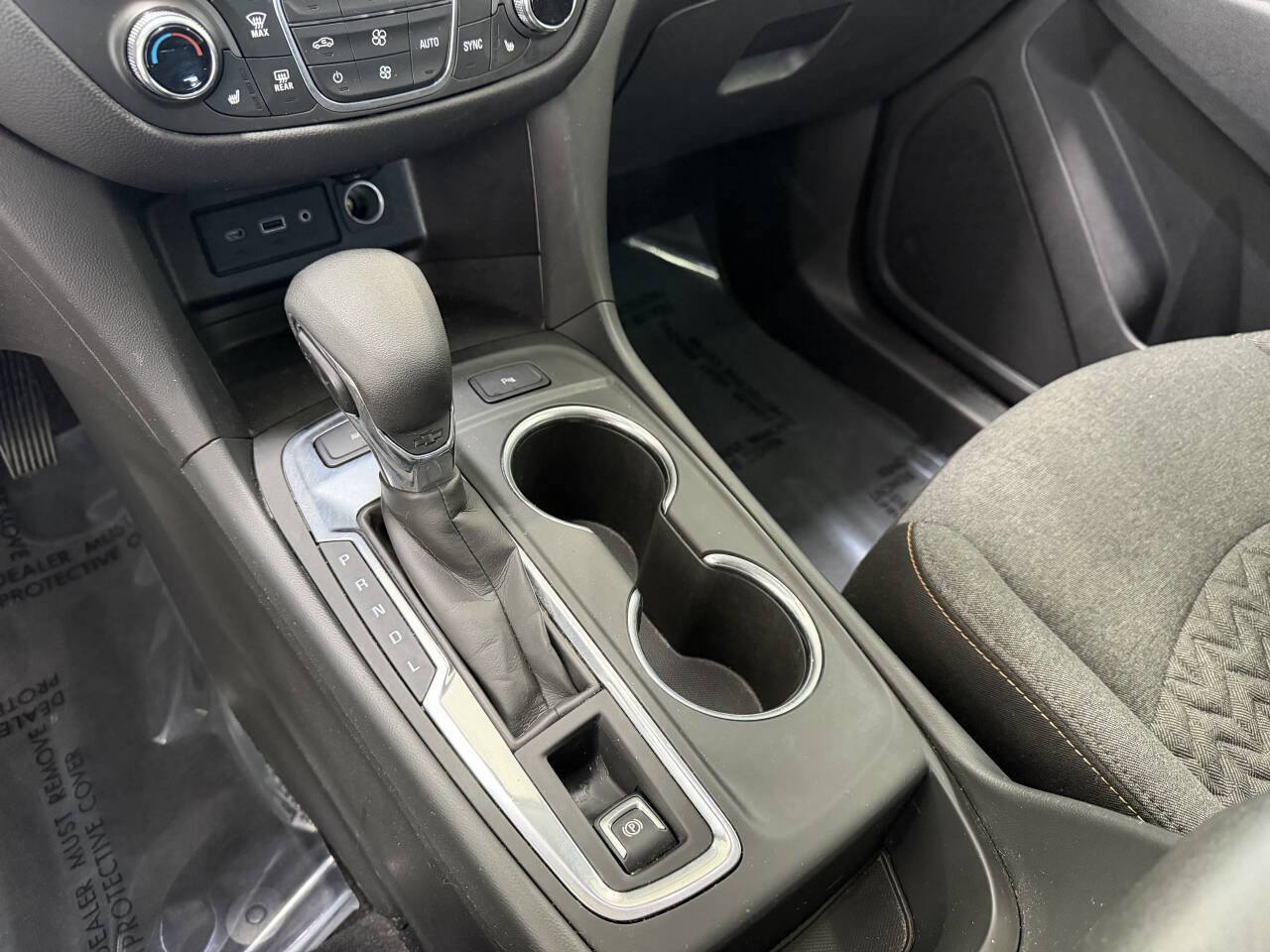 Used 2022 Chevrolet Equinox LT w/ Driver Convenience Package AWD/4WD image 10