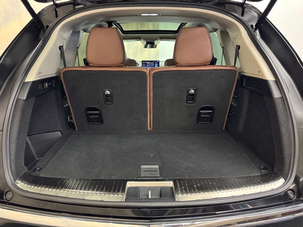Used 2024 Acura MDX SH-AWD w/ Advance Package image 38
