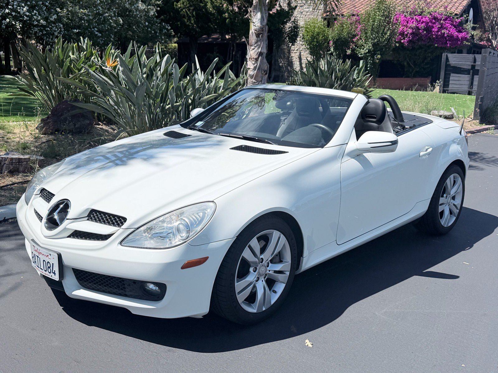 Used 2009 Mercedes-Benz SLK 350 image 1