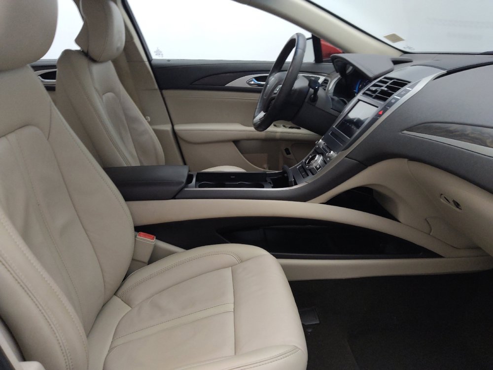 Used 2019 Lincoln MKZ Reserve FWD image 21