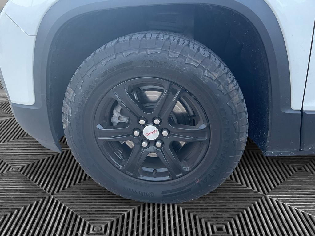 Used 2023 GMC Acadia AT4 w/ Technology Package image 14