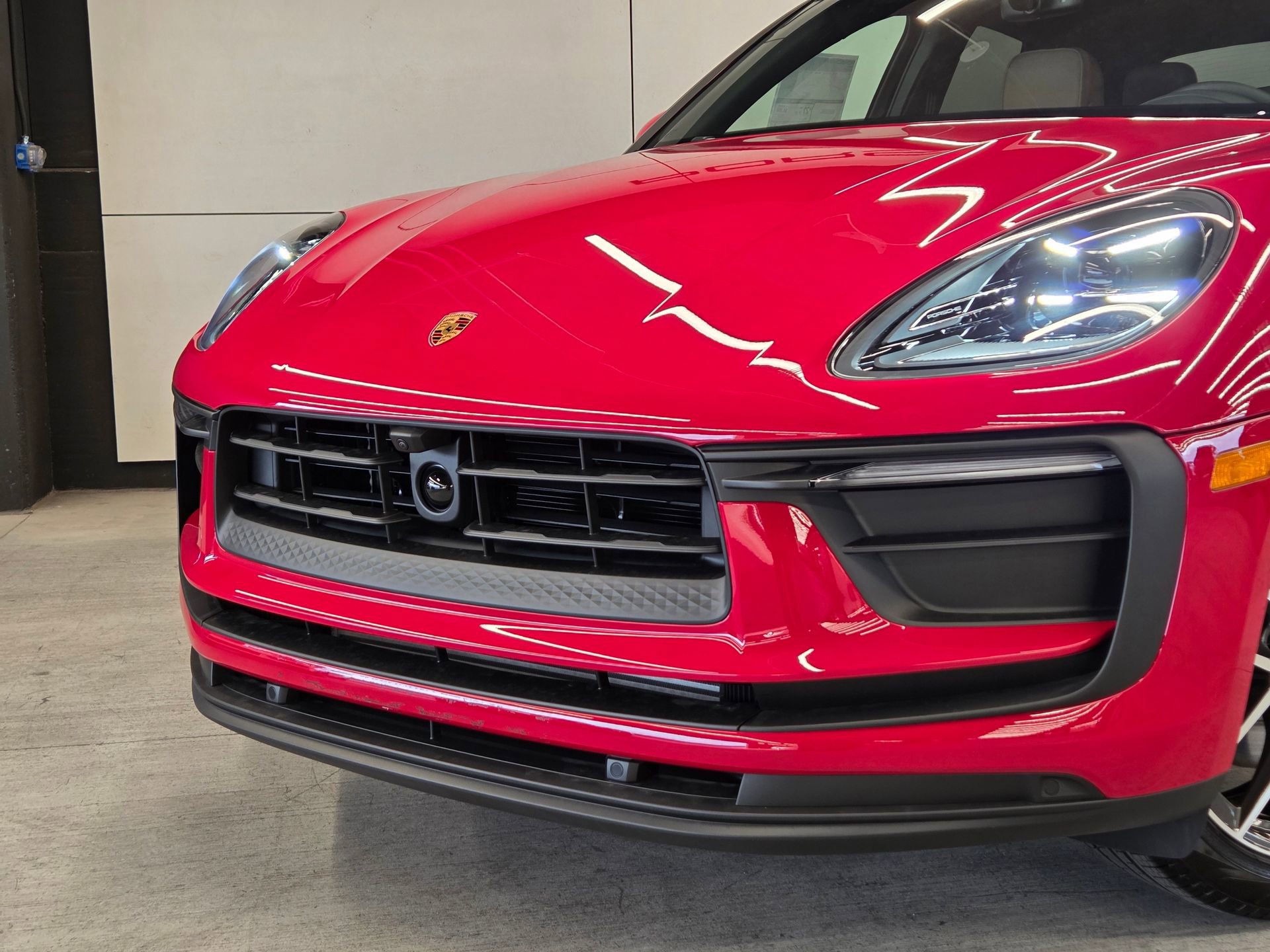 New 2026 Porsche Macan AWD/4WD image 23