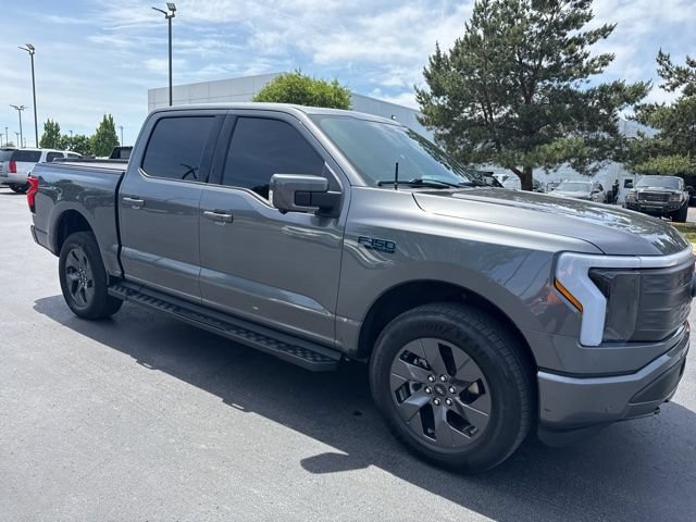 Used 2025 Ford F150 Lightning Lariat AWD/4WD image 1