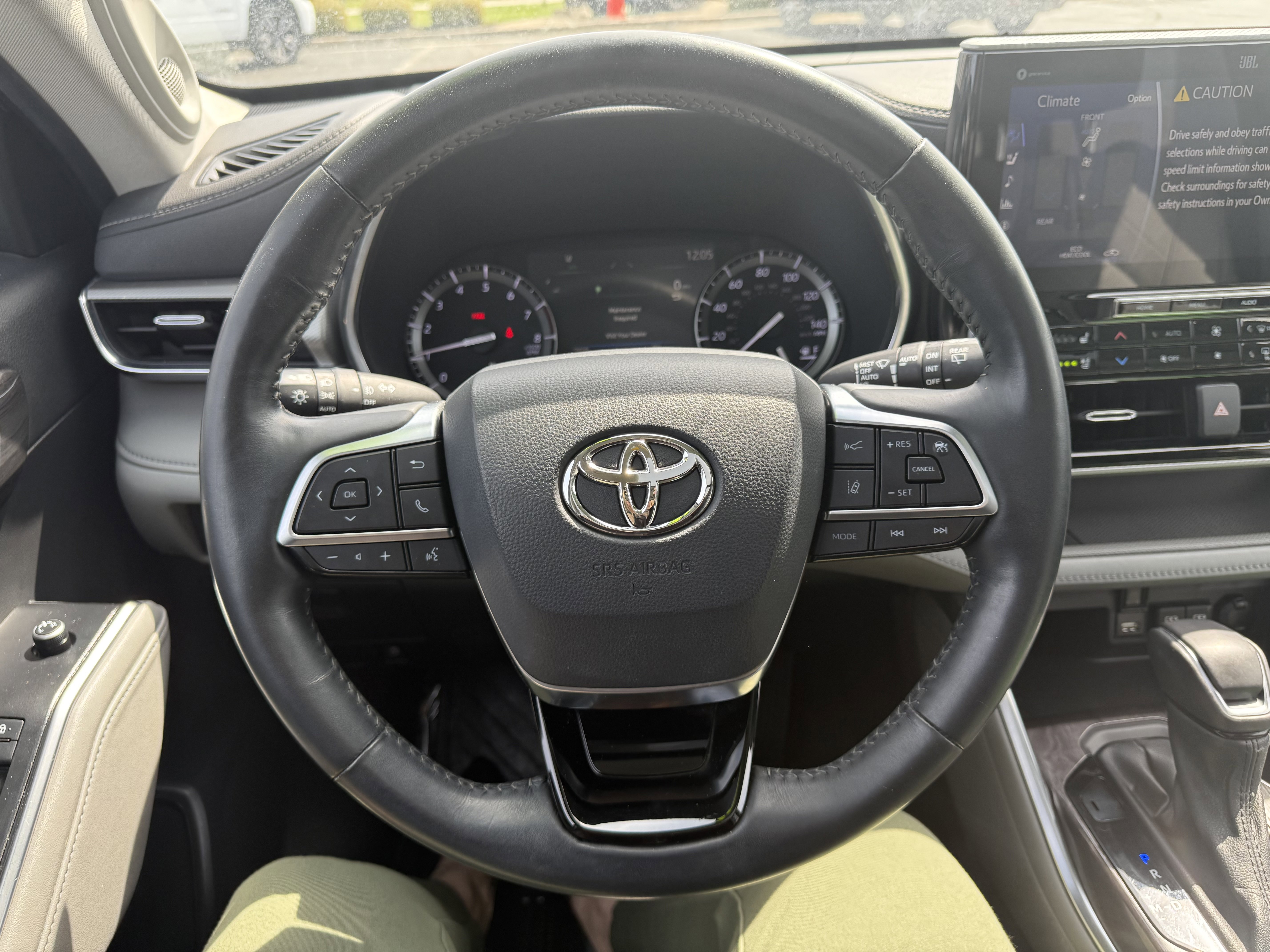 Certified 2021 Toyota Highlander Platinum image 15