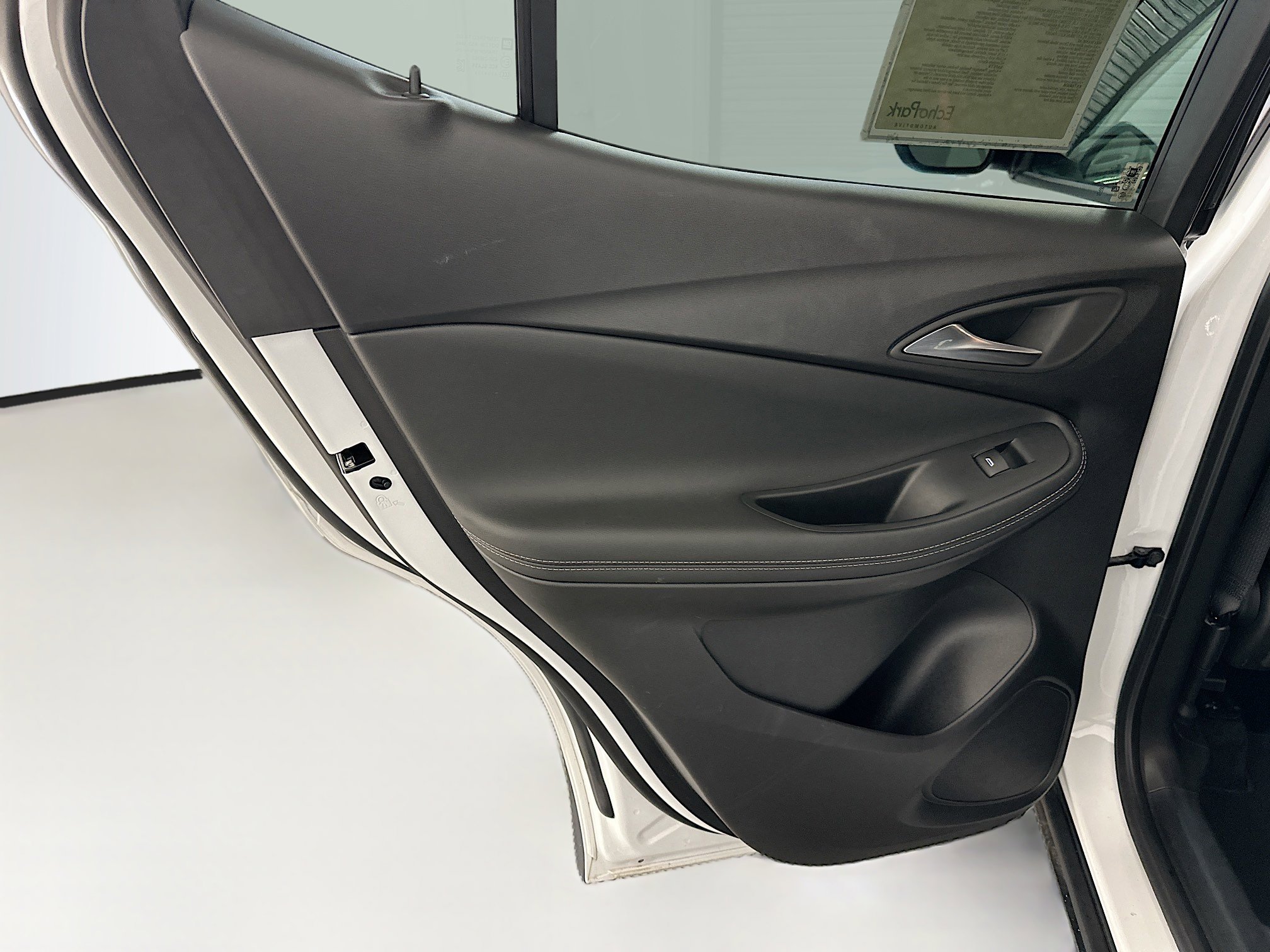 Used 2025 Buick Encore GX Preferred image 27