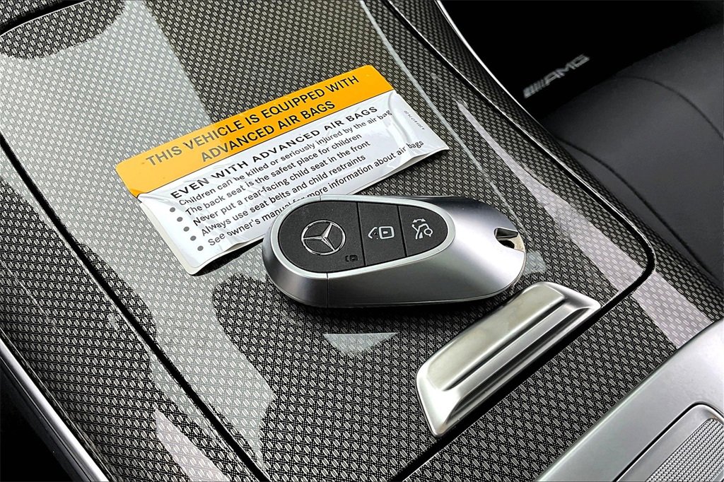 Used 2024 Mercedes-Benz CLE 300 4MATIC Coupe image 10