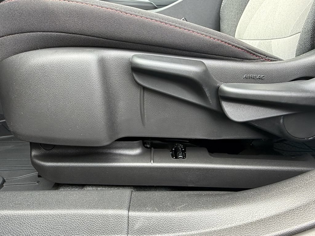 New 2026 Chevrolet Trax RS w/ Sunroof Package FWD image 10