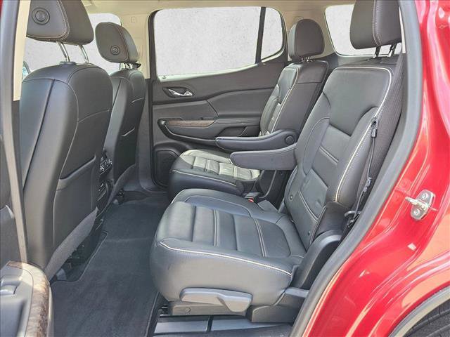 Used 2021 GMC Acadia Denali w/ Denali Technology Package FWD image 17