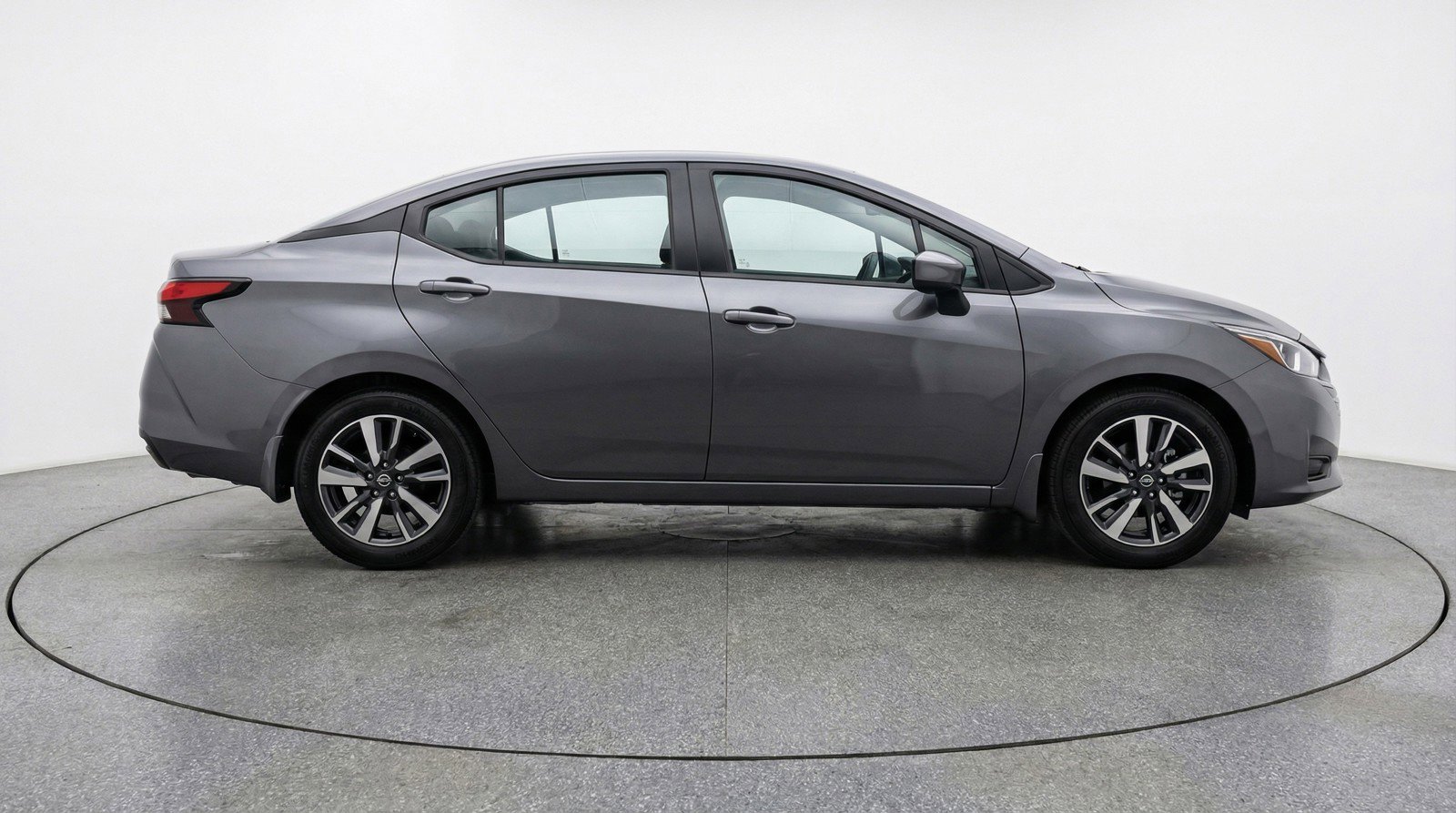 Used 2025 Nissan Versa SV image 11