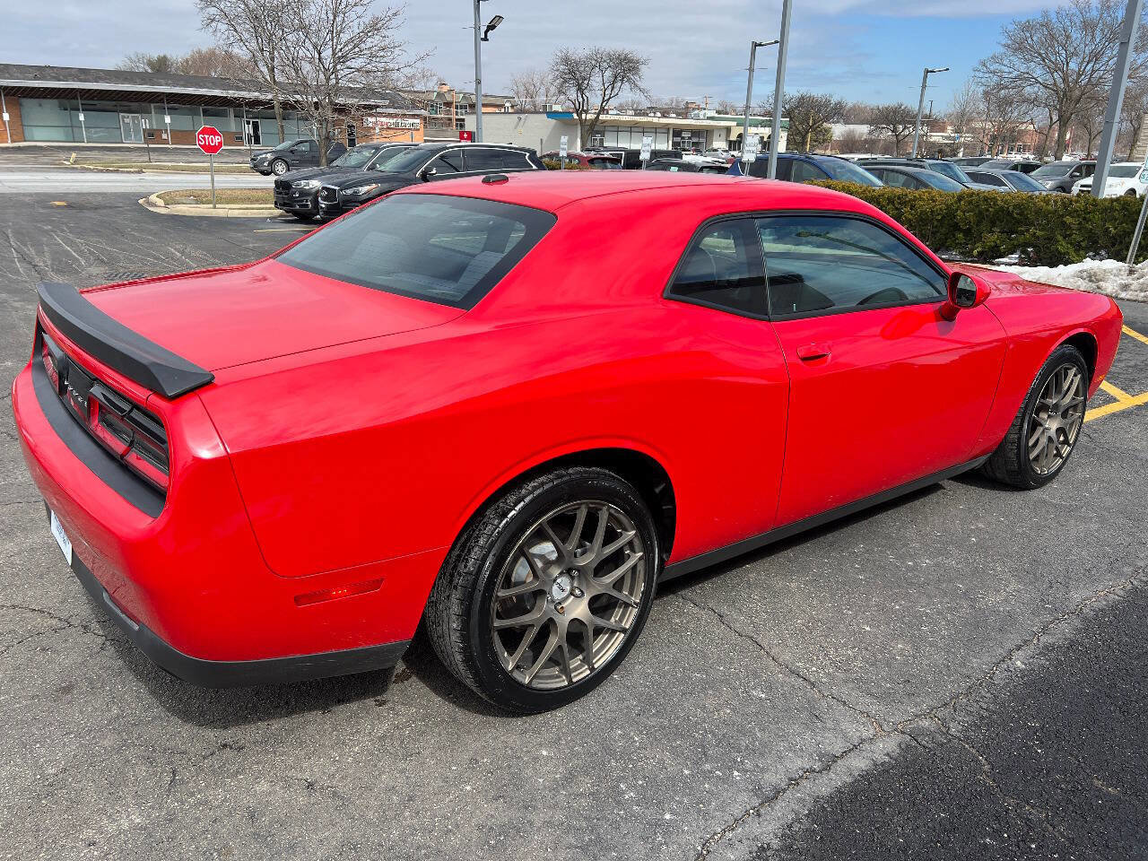 Used 2015 Dodge Challenger SXT image 13