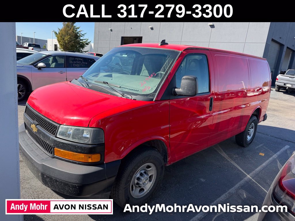 Used 2023 Chevrolet Express 2500 w/ Driver Convenience Package RWD image 2