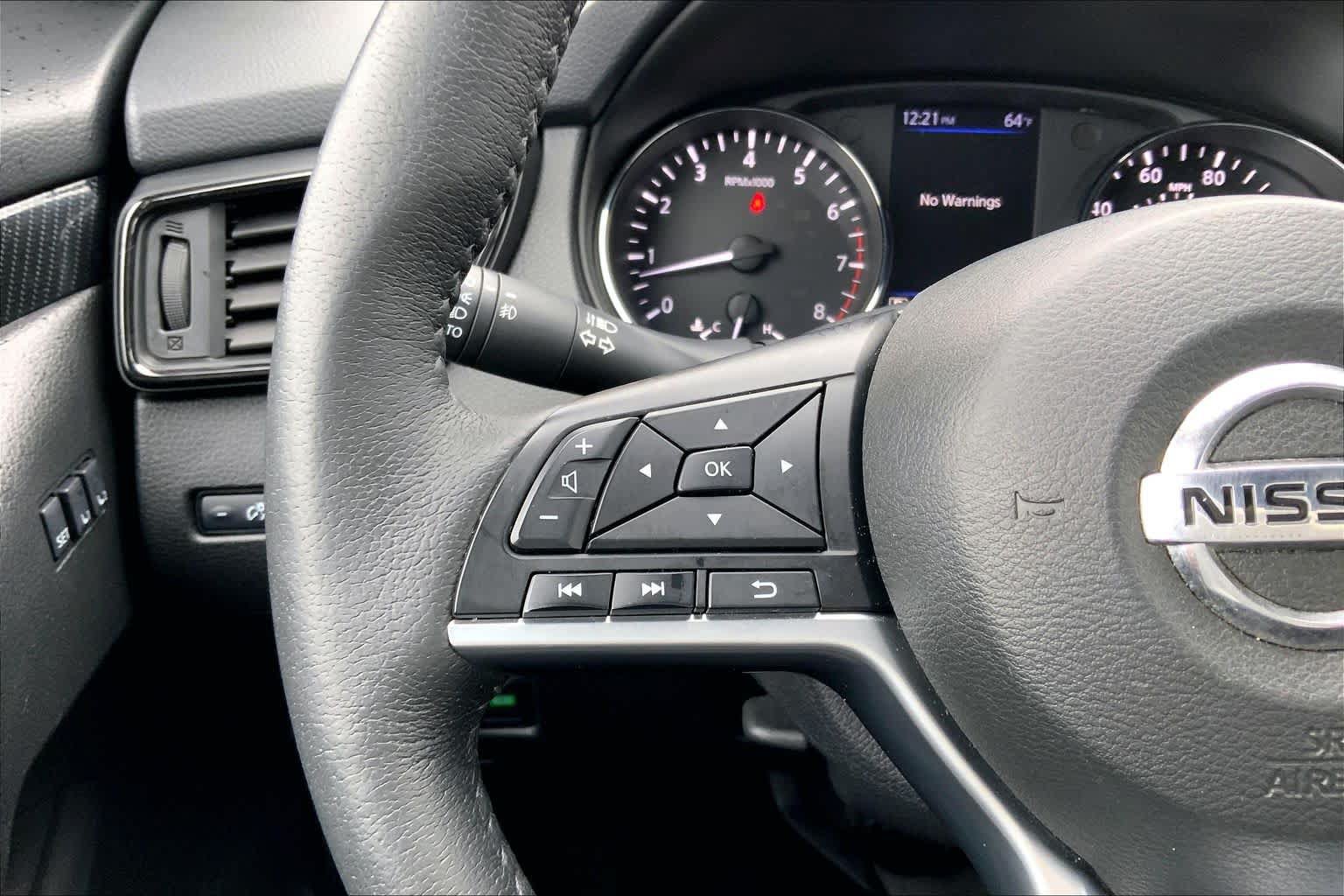 Used 2019 Nissan Rogue SL AWD/4WD image 24